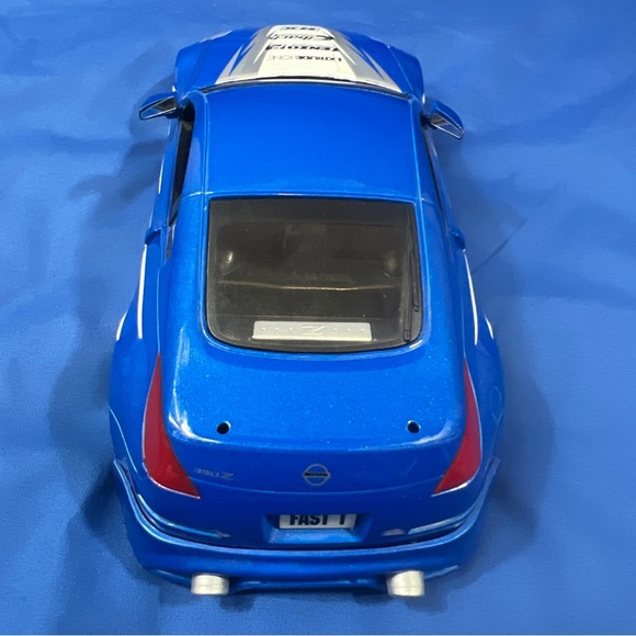 Maisto  Import Racer Diecast Nissan 350Z 1:24 Rare - Picture 5 of 6